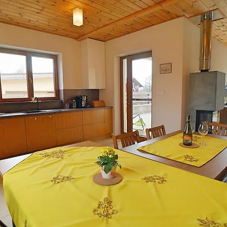 Rekreacne Pod Lipami Holiday home